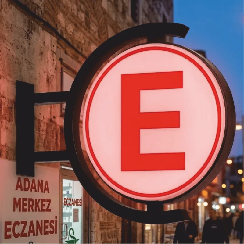 Eczane E Fener Tabela 60x60CM Sabit Ayaklı — referans görsel — değiştirilecek